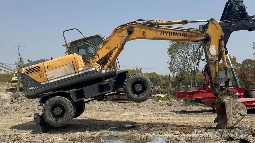 Hyundai R 150 W-9 轮式挖掘机