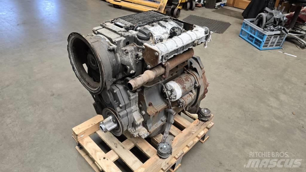 Deutz F3L1011 发动机