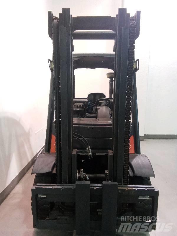 Linde H 40 D-02 柴油叉车