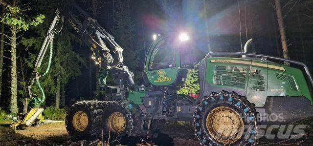 John Deere 1270G 收割机