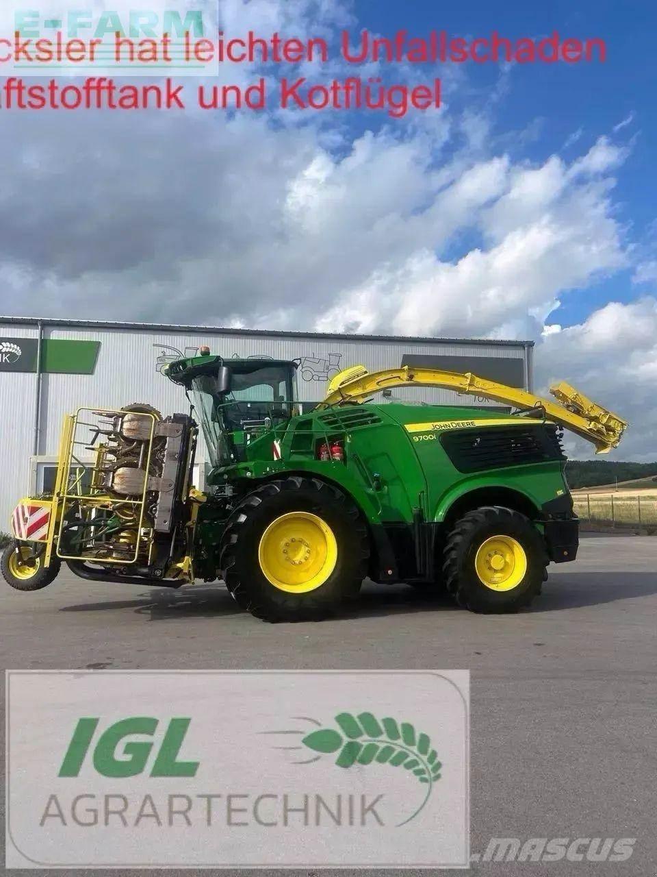 John Deere 9700 i 自走式青贮饲料收割机