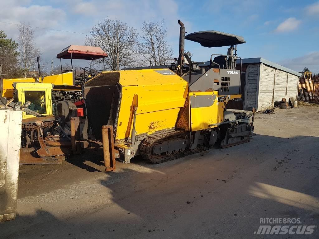Volvo TITAN 2820 沥青摊铺机