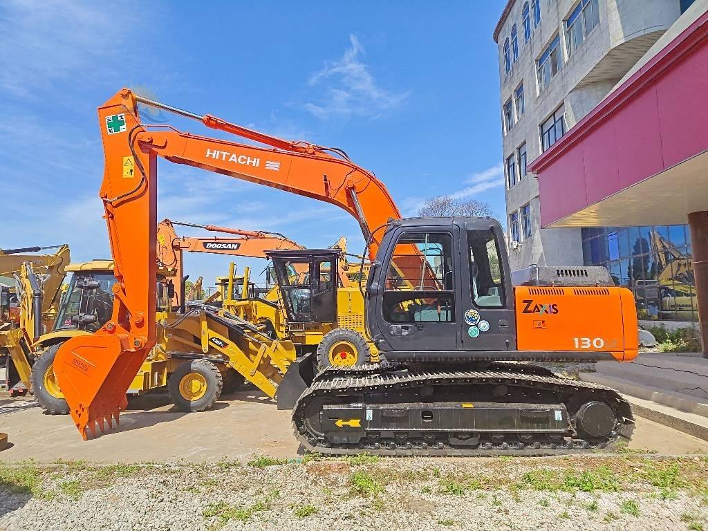 Hitachi ZX 130 履带挖掘机