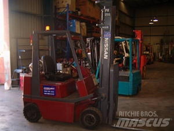 Nissan KAH01A18V 其他叉车