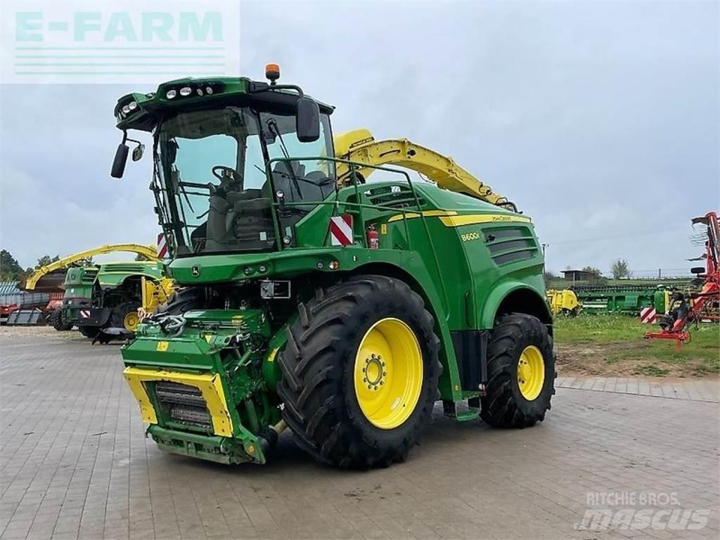 John Deere 8600 自走式青贮饲料收割机