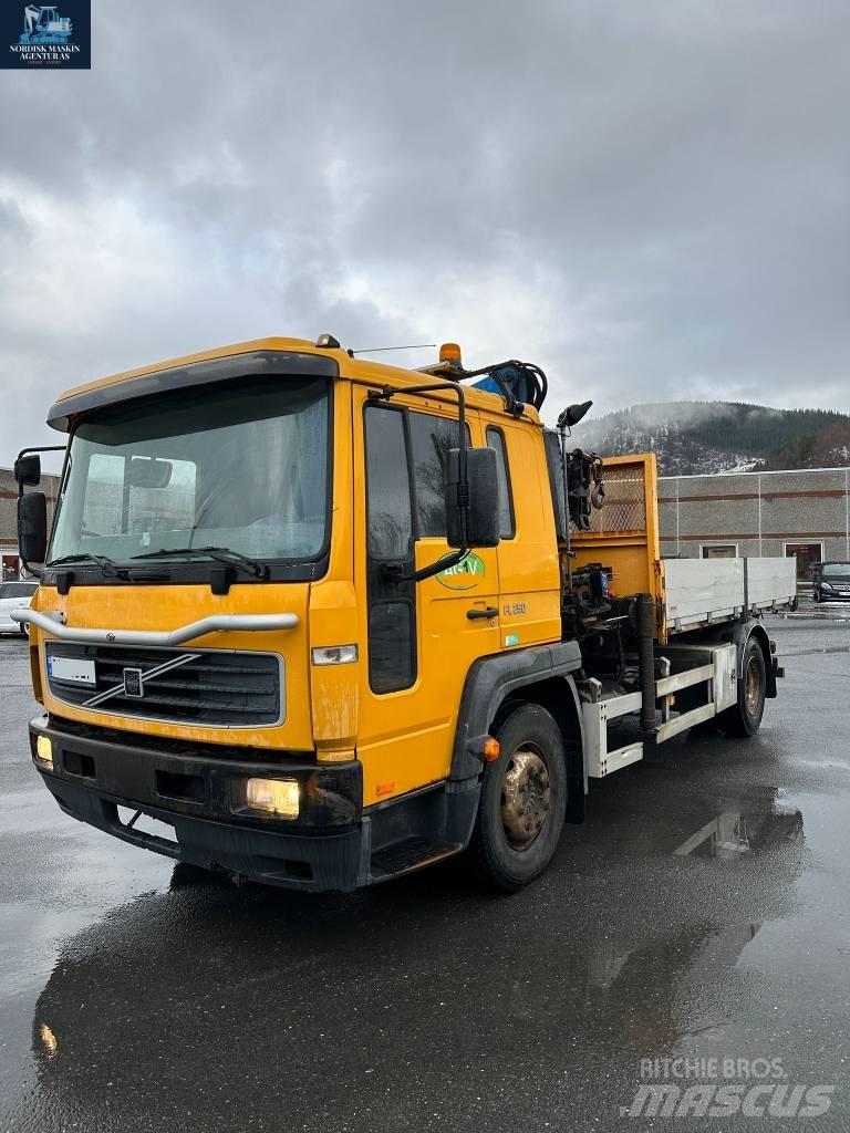 Volvo FL 250 起重车