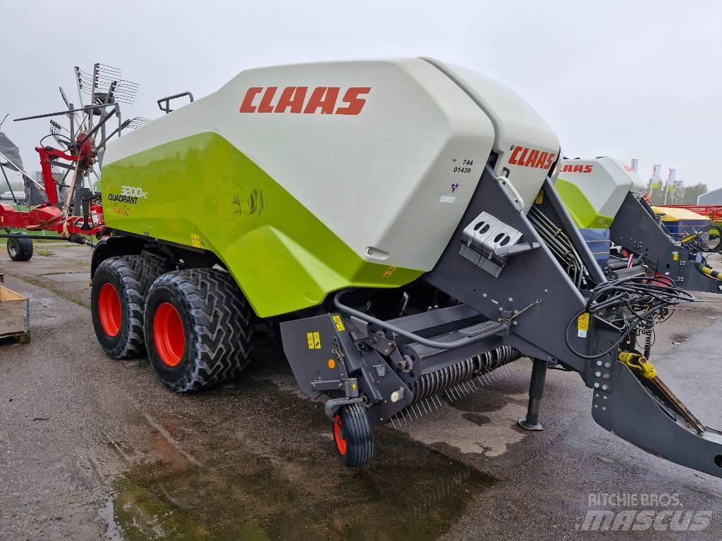 CLAAS Qvadrant 3200 方捆打捆机
