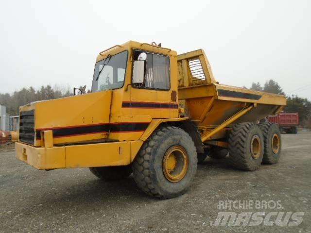 CAT D 250 D 铰接式自卸车