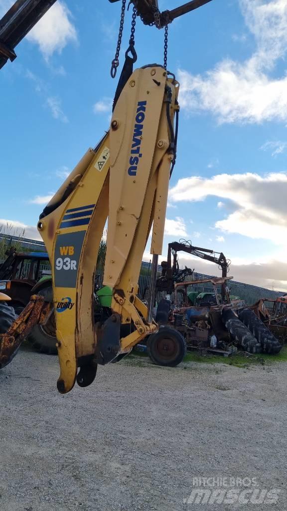 Komatsu WB93 R5 反铲装载机