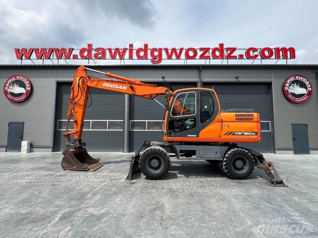 Doosan DX 160 W 轮式挖掘机