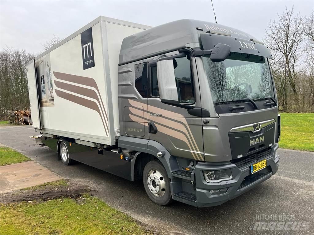 MAN TGL 8.220 厢式货车