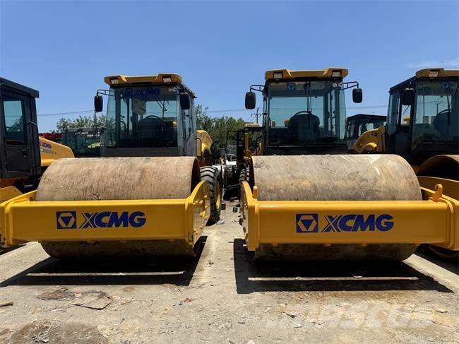 XCMG XS 223 J 单轮压路机