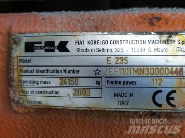Fiat-Kobelco E 235 履带挖掘机