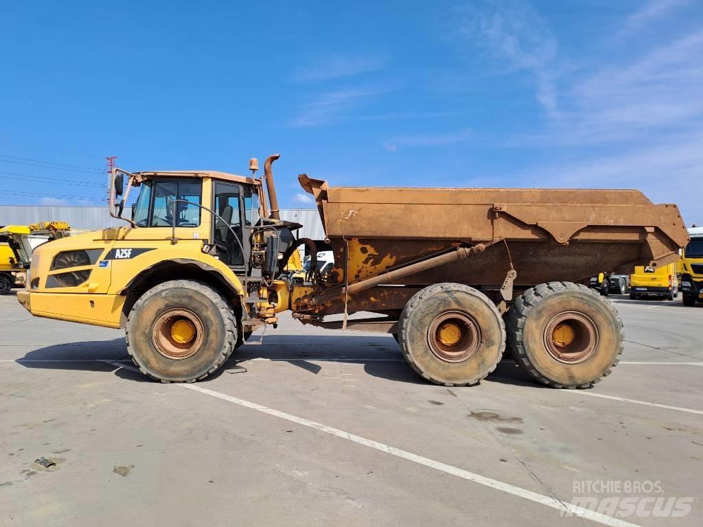 Volvo A 25 F 6x6 铰接式自卸车