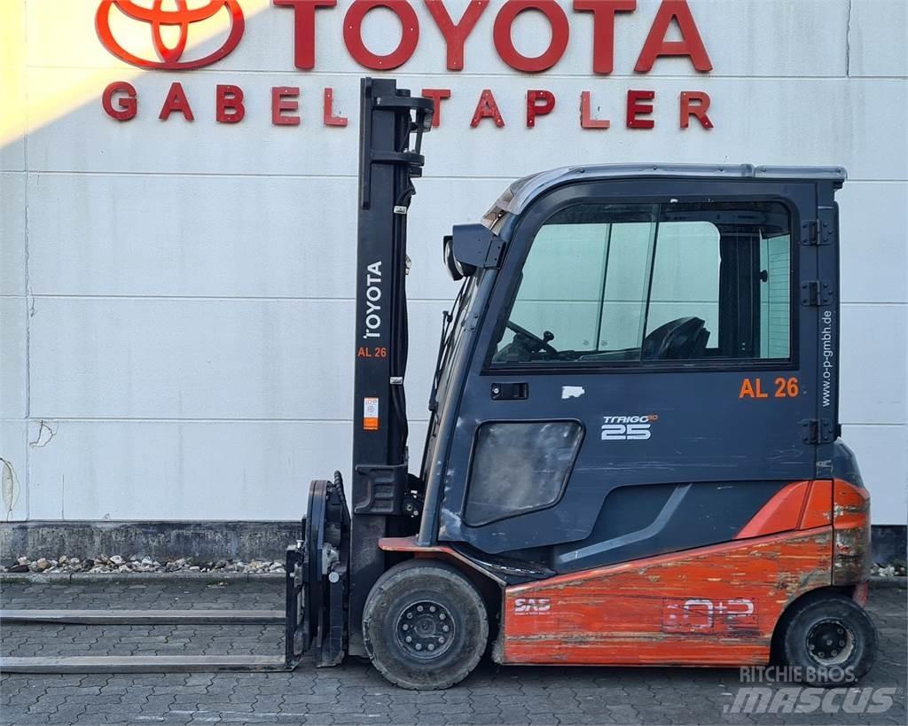 Toyota 8FBMT25 电动叉车