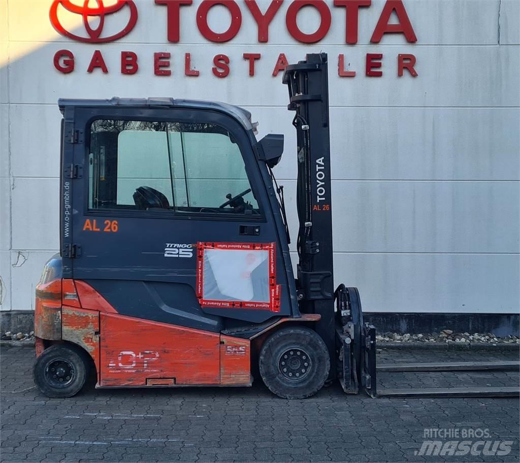 Toyota 8FBMT25 电动叉车