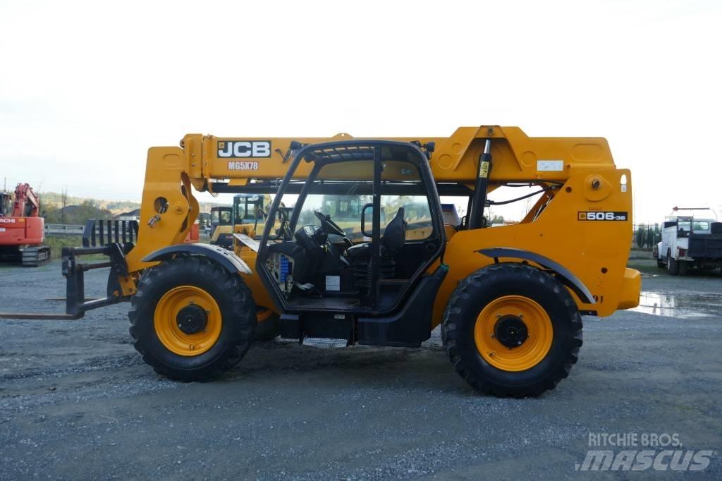 JCB 506-36 伸缩臂叉装车|叉装车