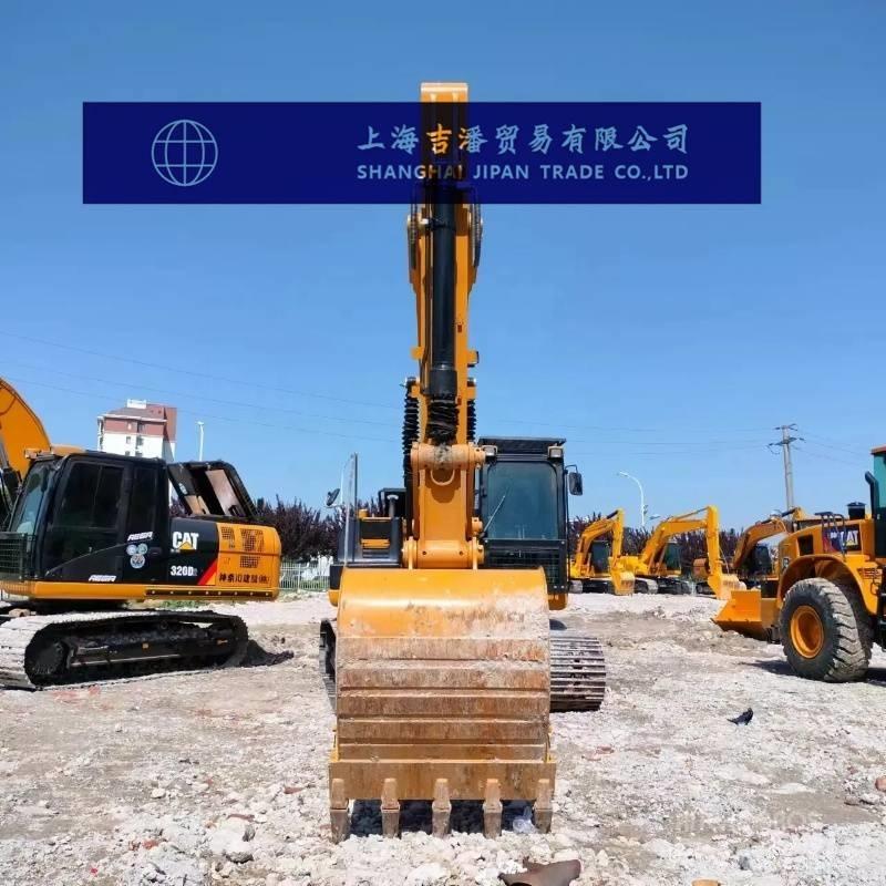 CAT 320 D 履带挖掘机