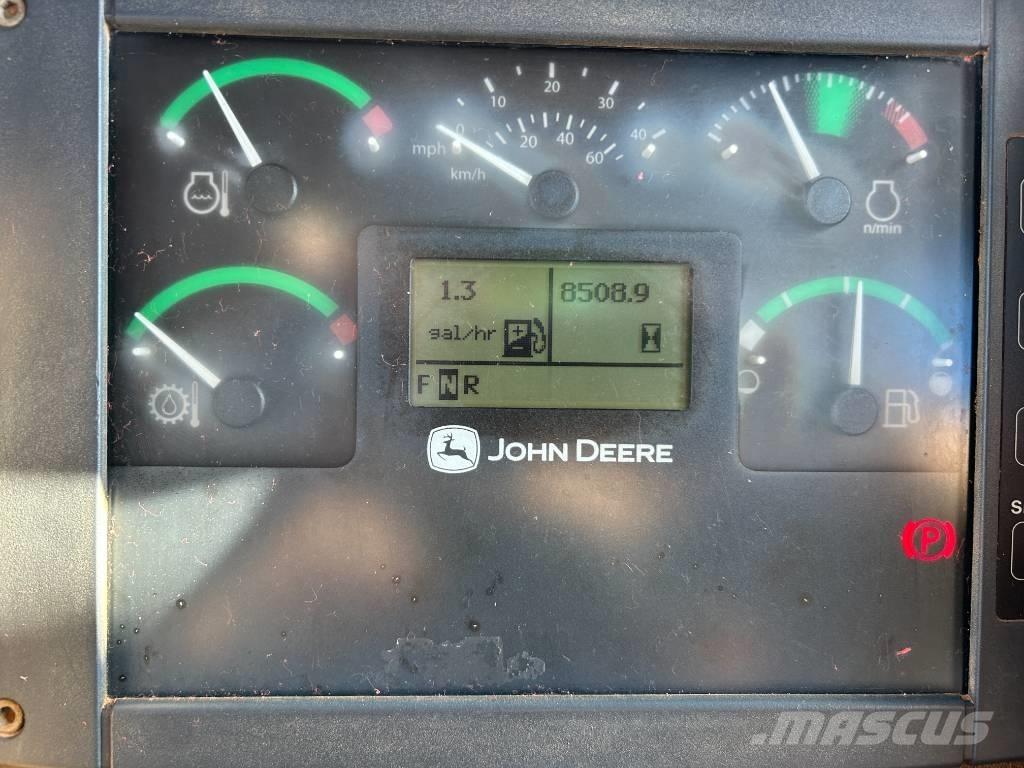 DEERE 300D II 铰接式自卸车