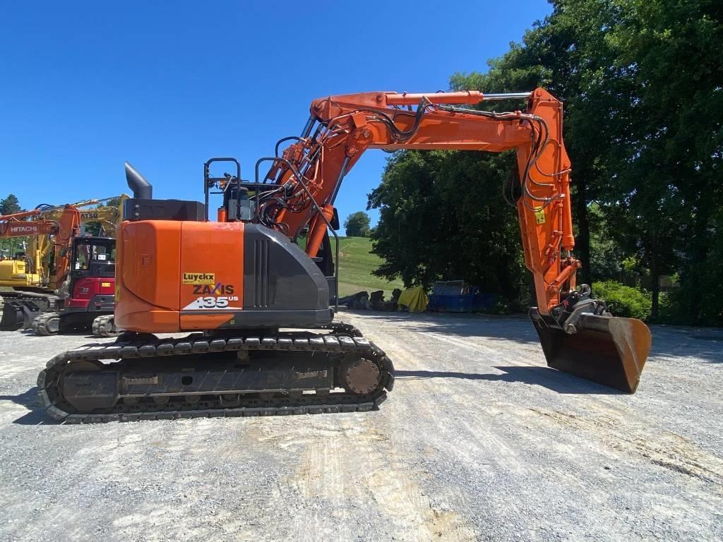 Hitachi ZX 135 US-6 履带挖掘机
