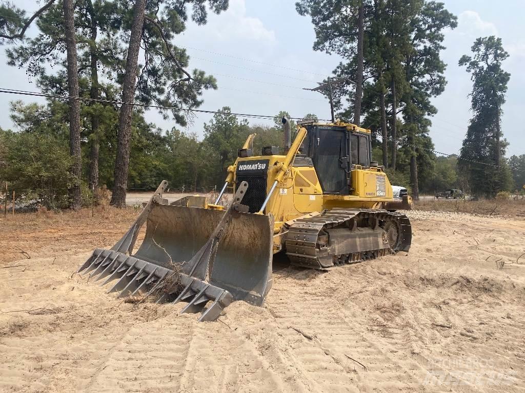 Komatsu D 65 WX-17 履带式推土机