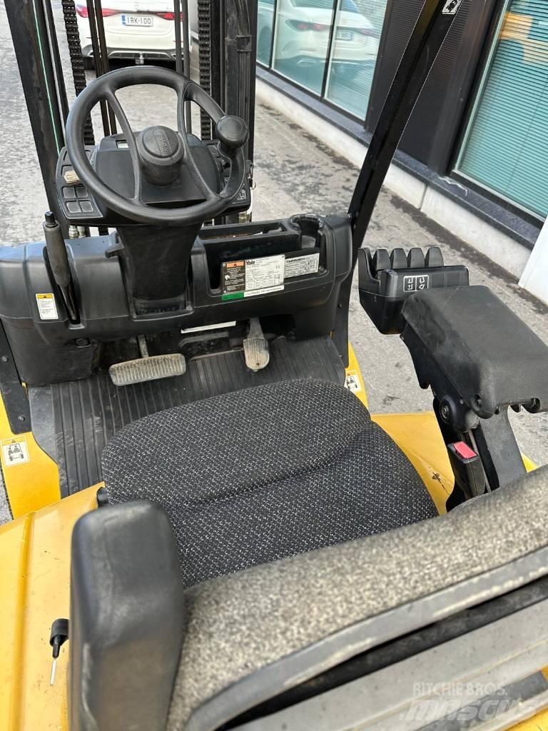 Yale GDP 30 VX 柴油叉车