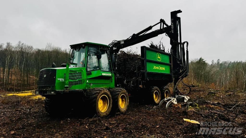 John Deere 1490D 集运机