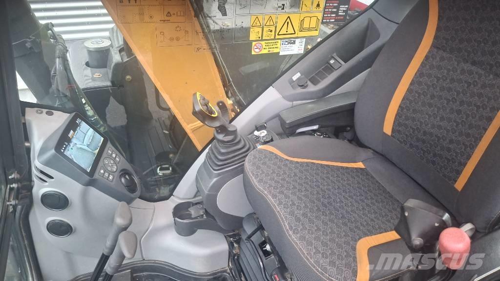 CASE CX 85 D SR 中型挖掘机