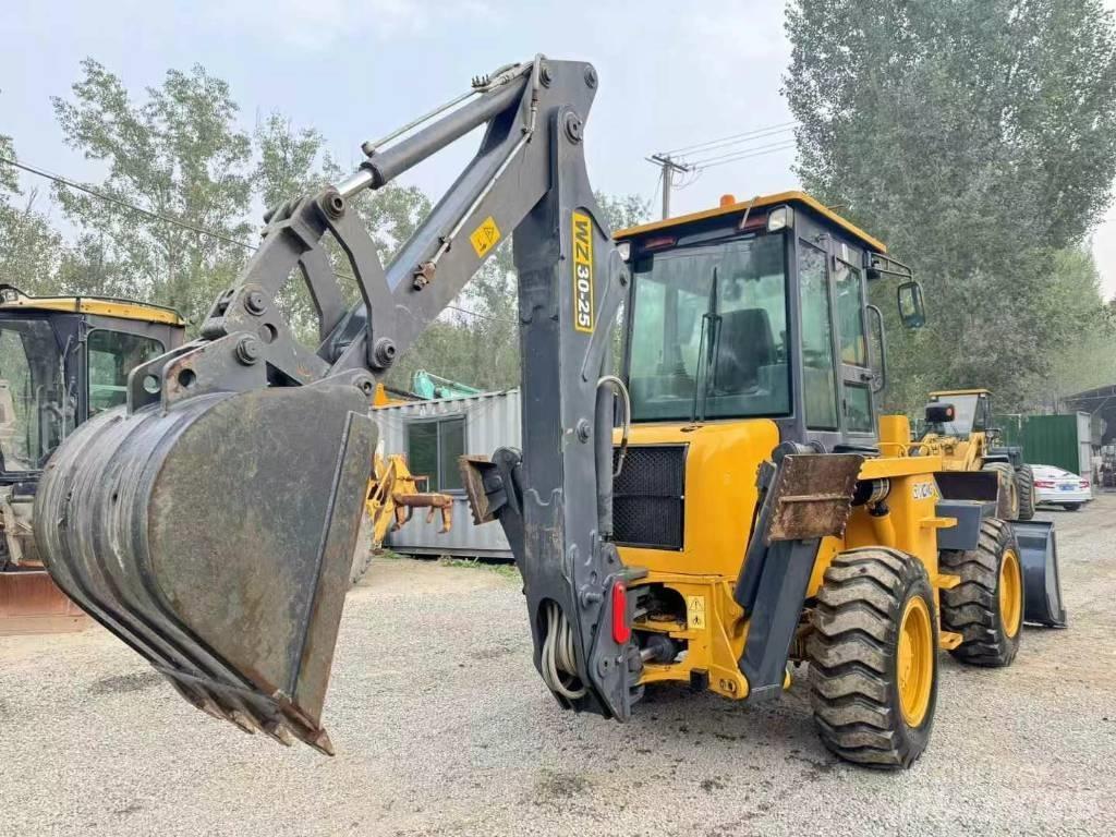 XCMG WZ 30-25 反铲装载机