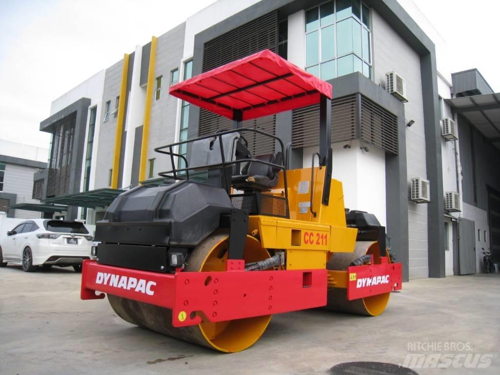 Dynapac CC 211 双轮压路机