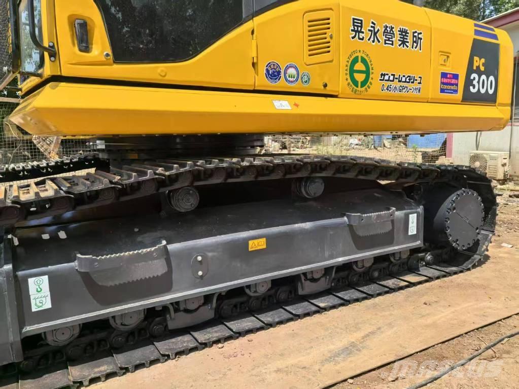 Komatsu PC 300 履带挖掘机