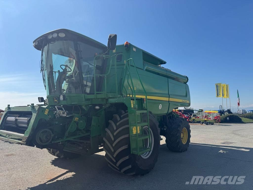 John Deere S 690 联合收割机