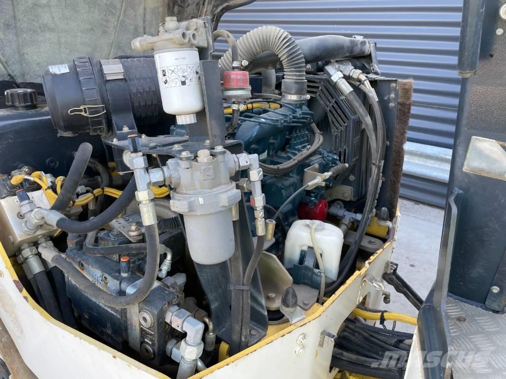 Bomag BW 135 AD-5 双轮压路机