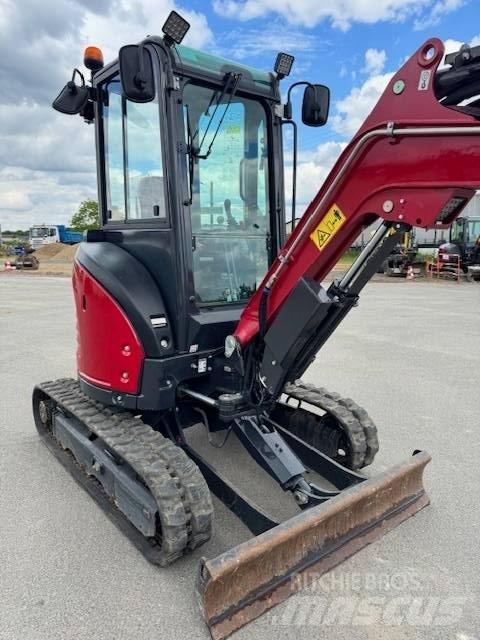 Yanmar Vio 27 LW-6 小型挖掘机