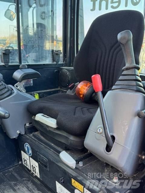 Yanmar Vio 27 LW-6 小型挖掘机