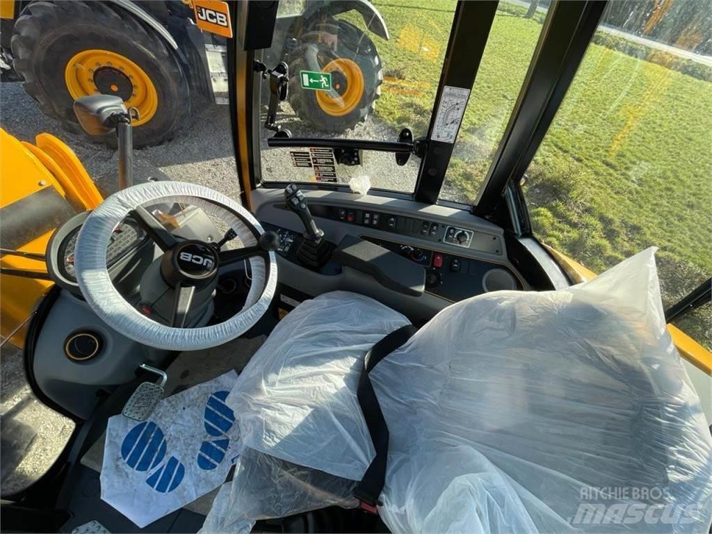 JCB TM 220 Agri 轮式装载机