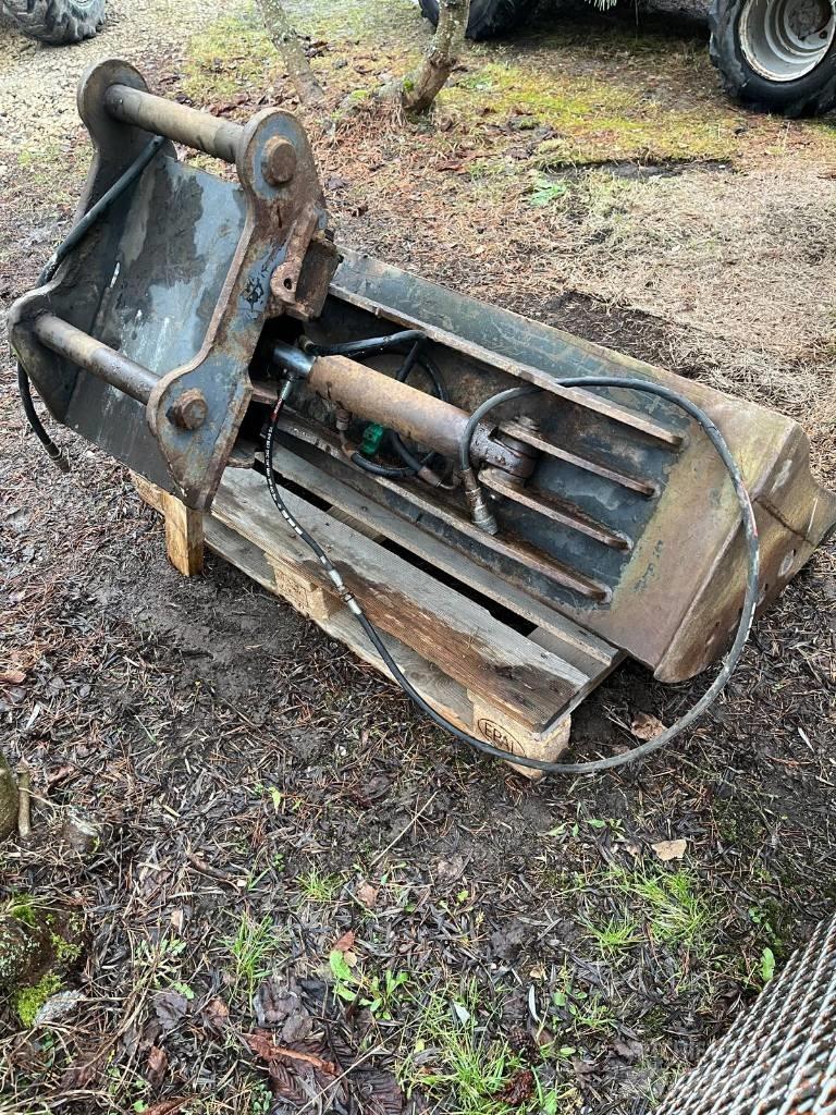 Komatsu 1600 挖斗