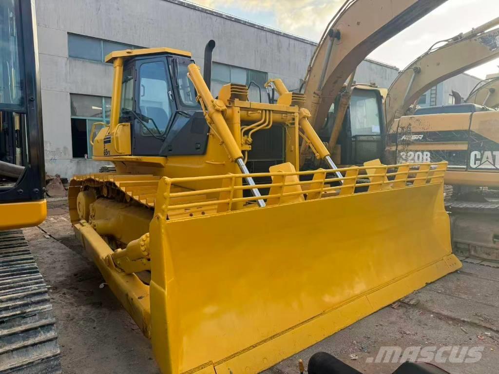 Komatsu D 65 PX-12 履带式推土机