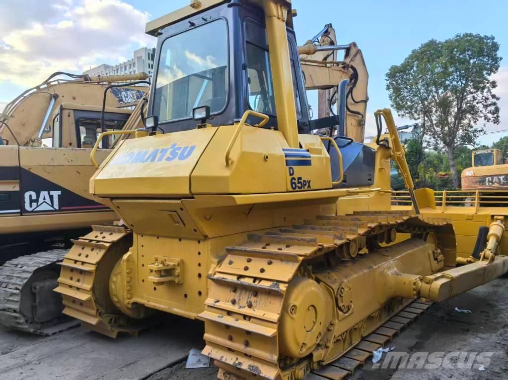 Komatsu D 65 PX-12 履带式推土机