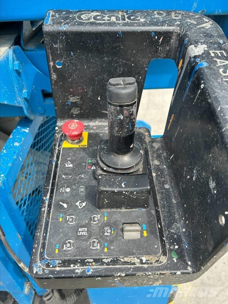 Genie GS 3384 RT 剪叉式升降机