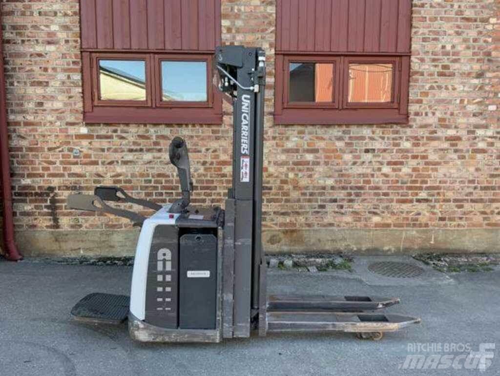 Atlet PSP 电动搬运车