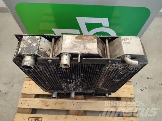 Merlo P34.7 cooler 散热器