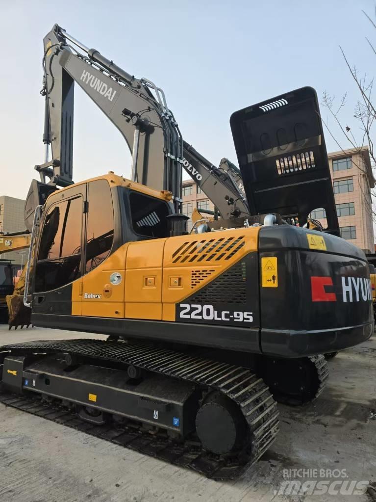 Hyundai 220—9S 履带挖掘机