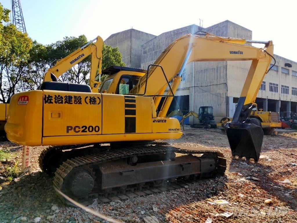 Komatsu PC200-6 履带挖掘机
