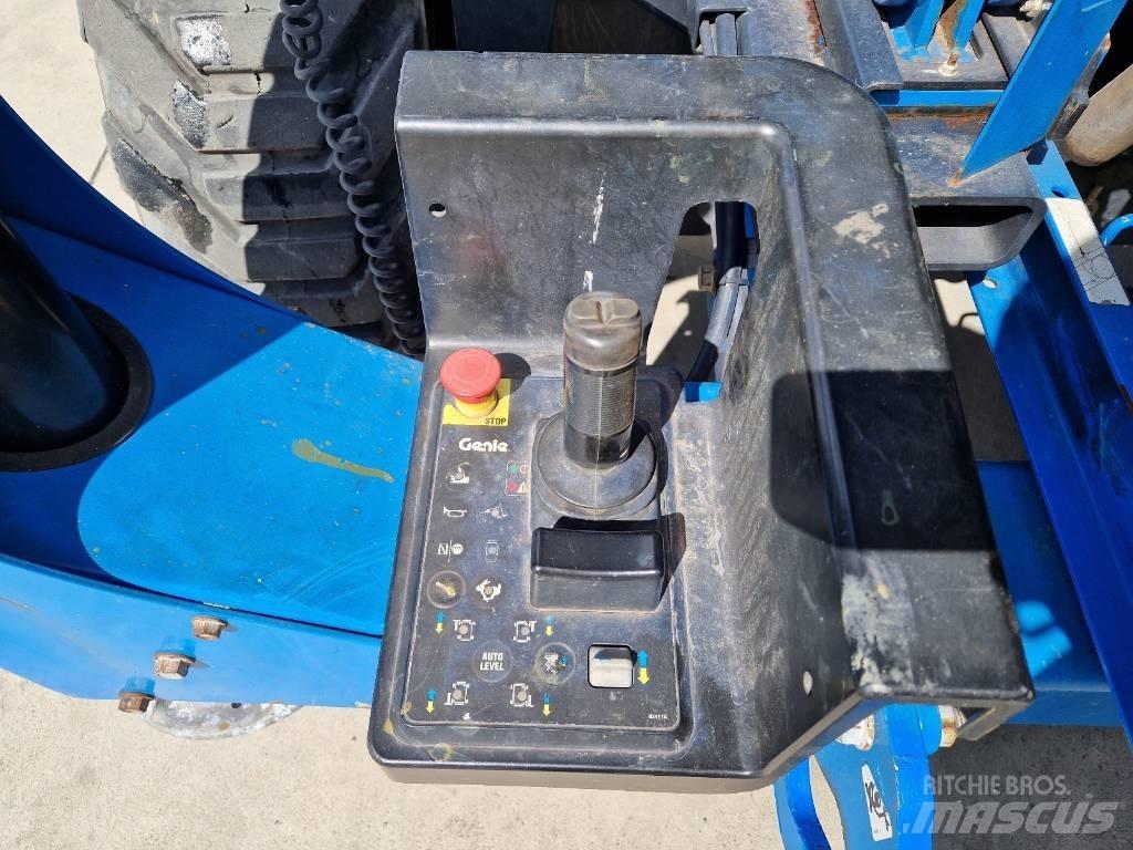 Genie GS 4390  RZ111 剪叉式升降机