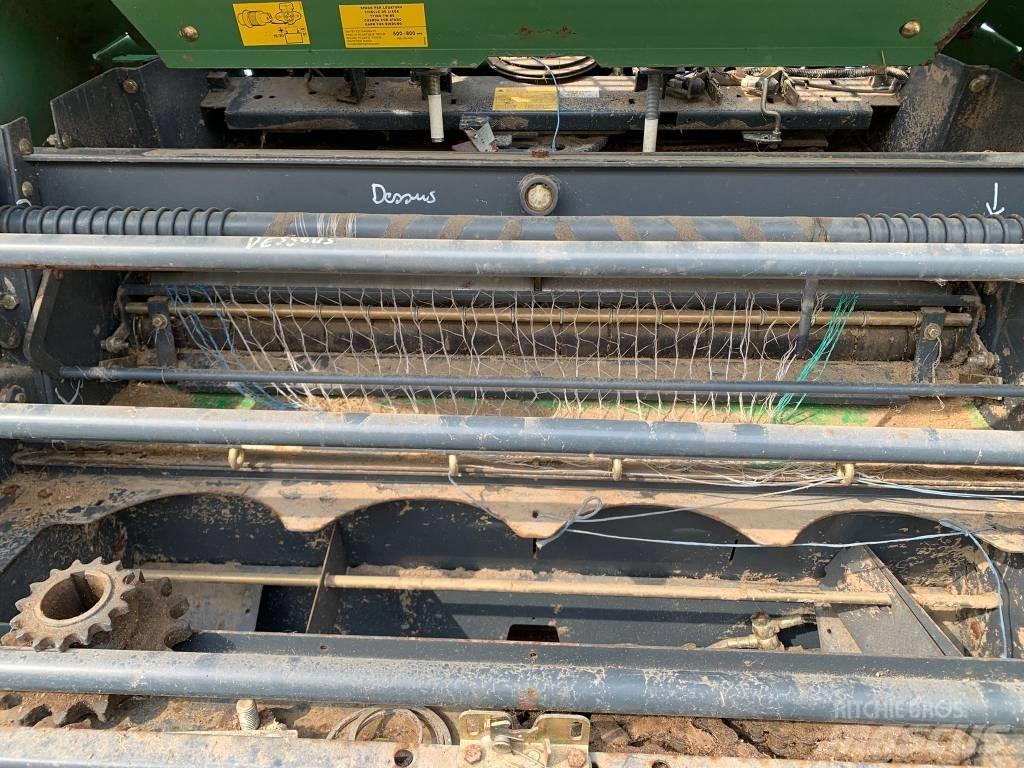 Fendt 3250 圆捆打捆机