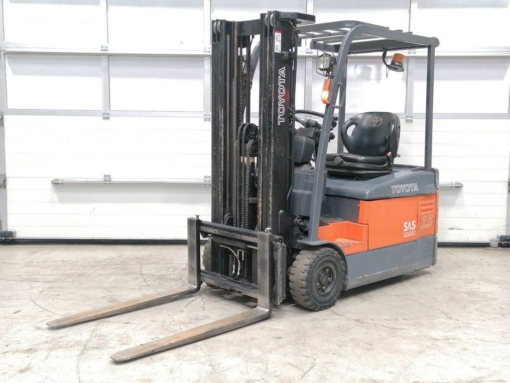 Toyota 5FBEF15 电动叉车