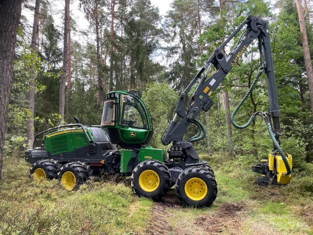 John Deere 1170G 8WD 收割机