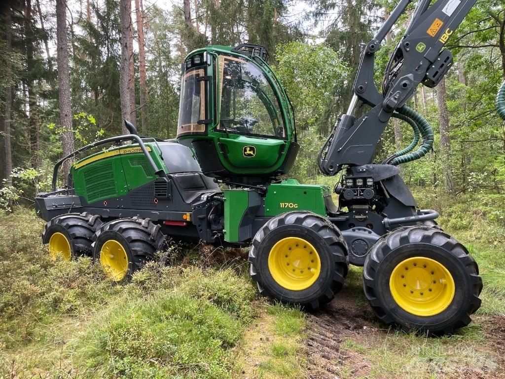John Deere 1170G 8WD 收割机