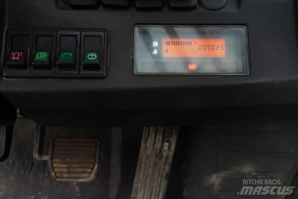 Manitou MI 25 D 柴油叉车